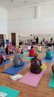 Бесплатные занятия по КОУЧ-йоге для пенсионеров Владивостока в рамках проекта "Волна жизни" 0