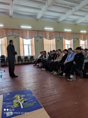 ​Урок пенсионной грамотности провел управляющий Отделением ПФР по Приморскому краю Александр Маслове
