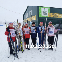 Волонтеры приняли участие в Лыжне России 8