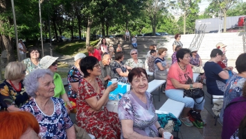 "Летний вечер 50+" прошёл 31 июля во Владивостоке. Шаг 6 - "Вдохновение" 7