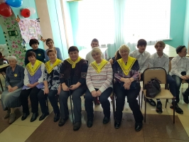 Серебряные добровольцы Приморья на празднике 8 марта у детей из СРЦН "Парус надежды" 10