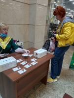 "Серебряные" волонтеры Приморья участвуют в акции «Красная гвоздика» 0